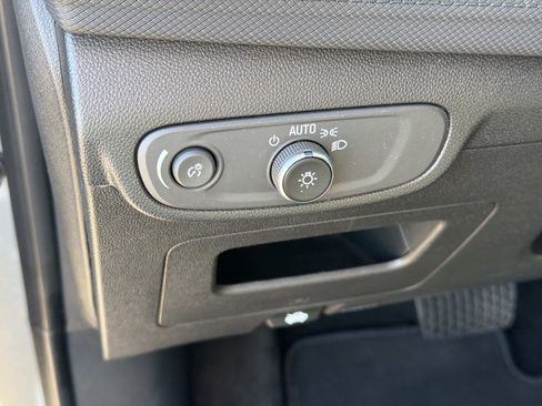 Used 2025 Chevrolet TrailBlazer LT image 6