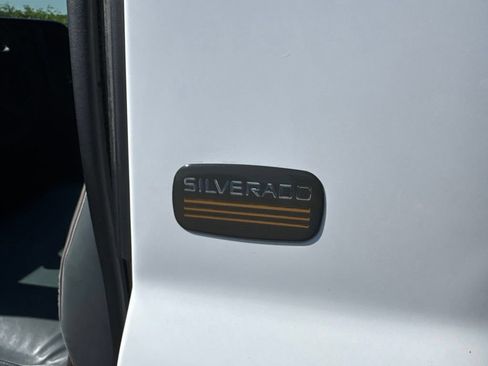 Used 2003 Chevrolet Silverado 1500 W/T RWD image 31