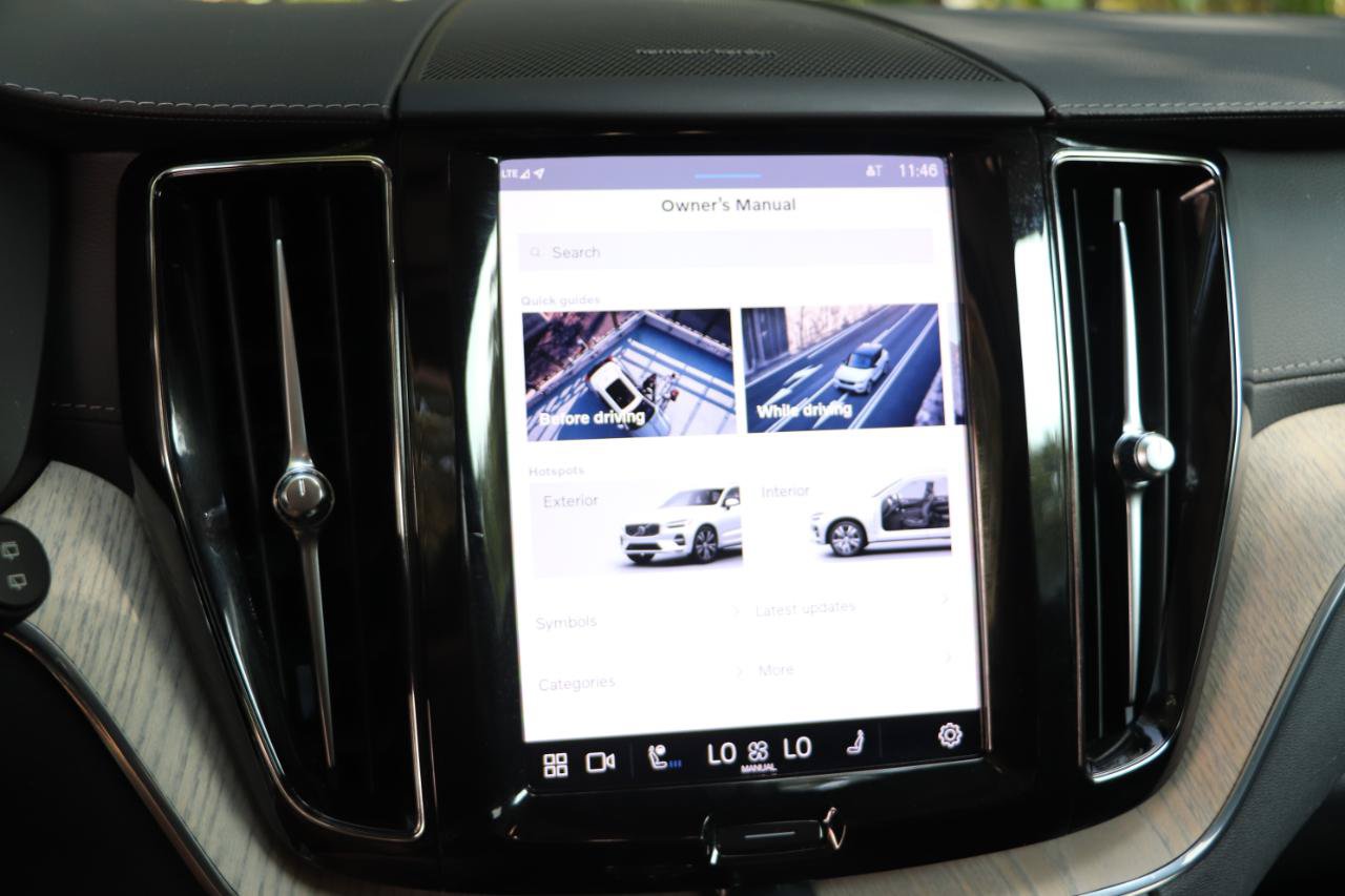 Used 2022 Volvo XC60 B5 Inscription w/ Advanced Package AWD/4WD image 21