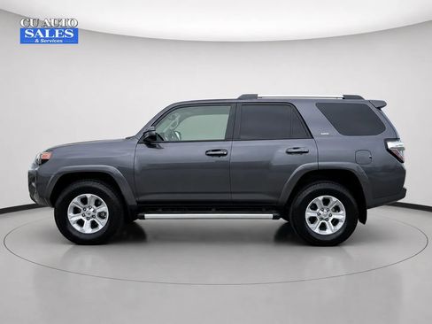Used 2020 Toyota 4Runner SR5 w/ Wilderness Package AWD/4WD image 4