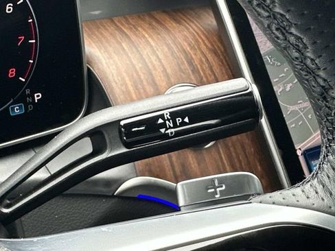 Certified 2025 Mercedes-Benz GLC 300 4MATIC image 24