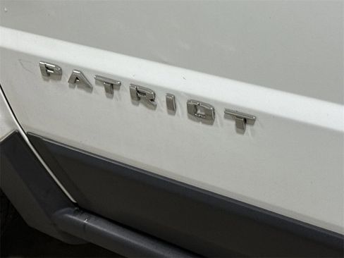 Used 2015 Jeep Patriot High Altitude image 25