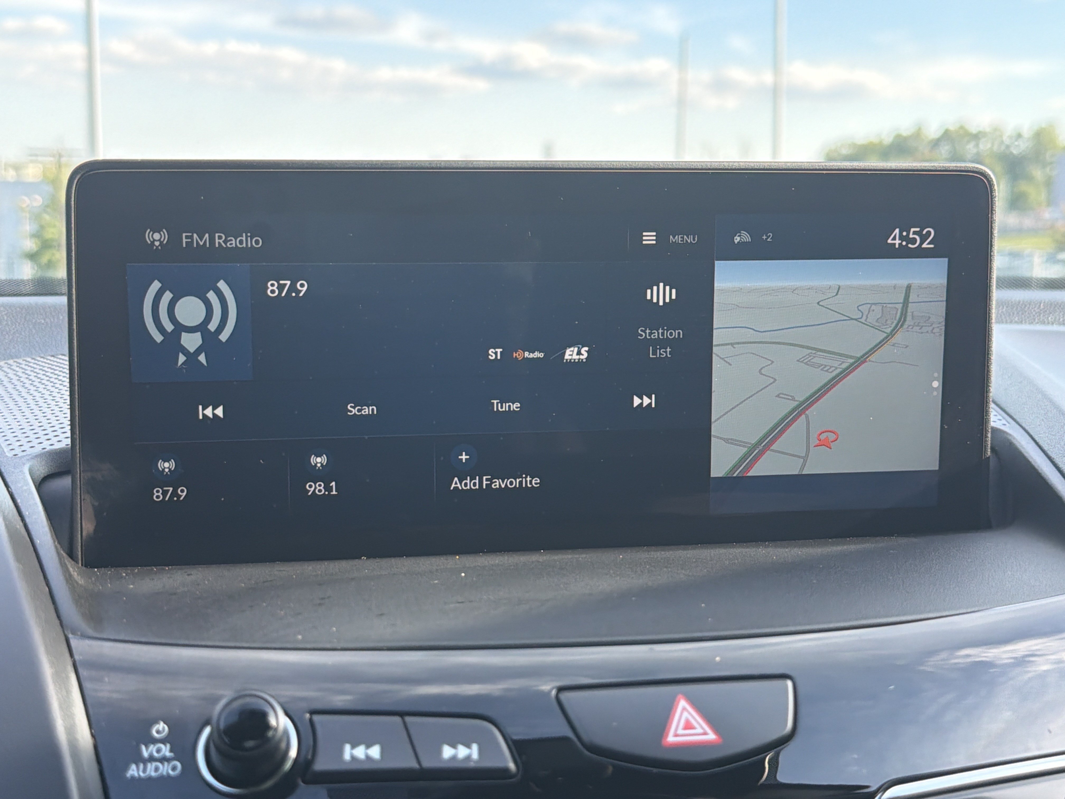 Used 2020 Acura RDX w/ Technology Package FWD image 23