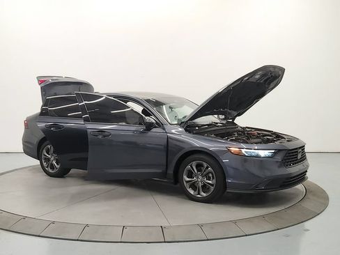 Used 2024 Honda Accord EX image 16