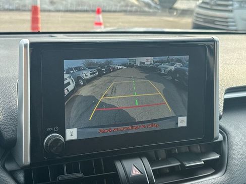Used 2023 Toyota RAV4 XLE image 21