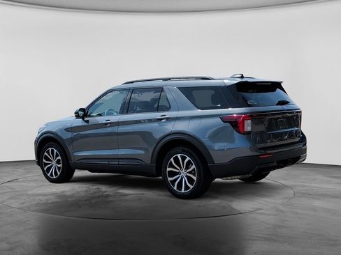 Used 2026 Ford Explorer ST-Line AWD/4WD image 5
