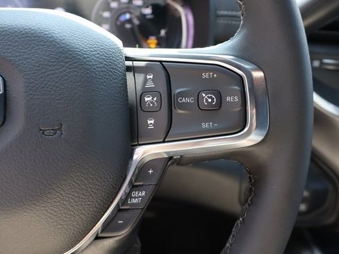 Used 2025 RAM 2500 Laramie image 19