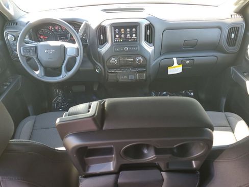 New 2026 Chevrolet Silverado 1500 Custom Trail Boss w/ LPO, Dark Essentials Package AWD/4WD image 10