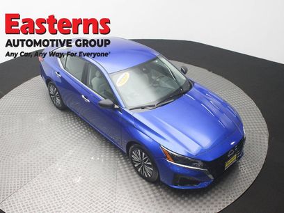 Used 2025 Nissan Altima 2.5 SV