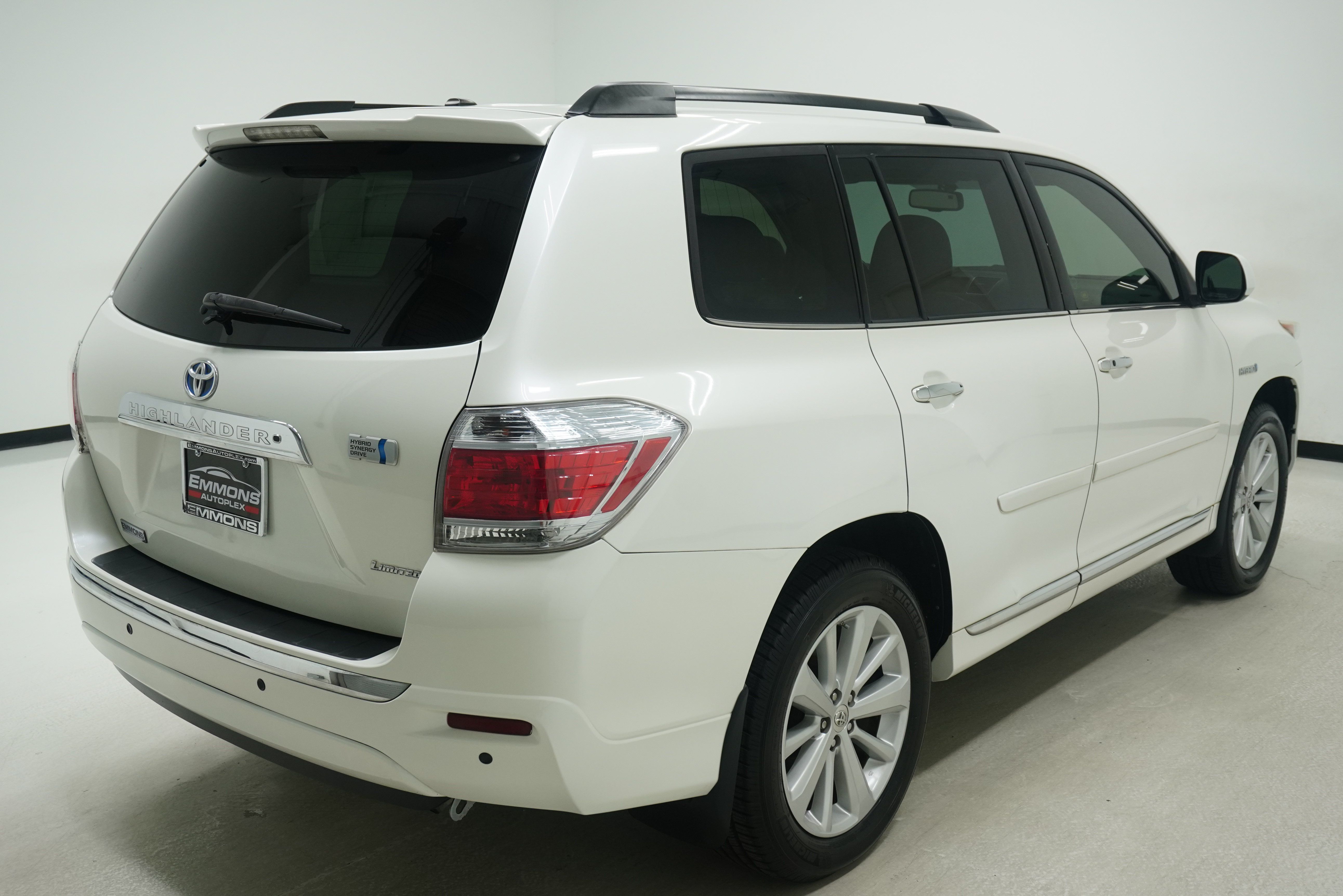 Used 2012 Toyota Highlander Limited AWD/4WD image 4