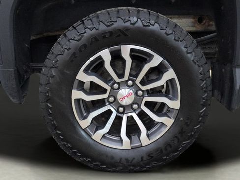 Used 2020 GMC Sierra 1500 AT4 w/ AT4 Premium Package AWD/4WD image 33