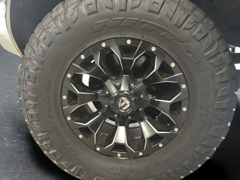 Used 2017 Ford F350 XLT w/ XLT Premium Package AWD/4WD image 34