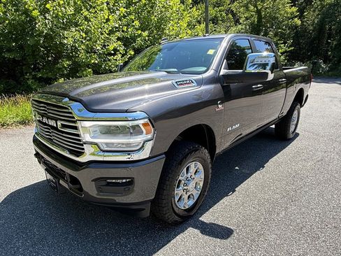 Used 2024 RAM 2500 Laramie w/ Safety Group AWD/4WD image 2