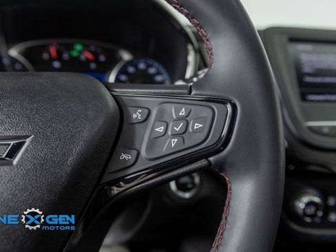 Used 2023 Chevrolet Equinox RS FWD image 15