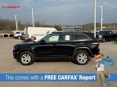 Used 2023 Jeep Grand Cherokee Limited AWD/4WD image 2