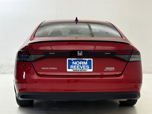 Used 2024 Honda Accord Sport image 9