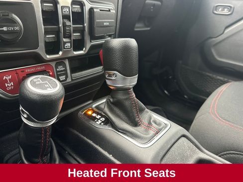 Used 2022 Jeep Gladiator Rubicon w/ Cold Weather Group image 22