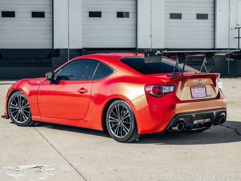 Used 2013 Scion FR-S image 5