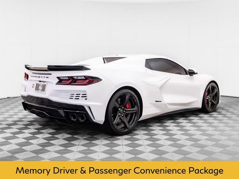 Used 2024 Chevrolet Corvette E-Ray w/ ZER Performance Package AWD/4WD image 5