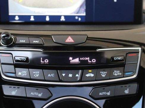 Used 2025 Acura RDX SH-AWD image 24