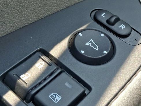 Used 2014 Honda CR-V EX-L image 25