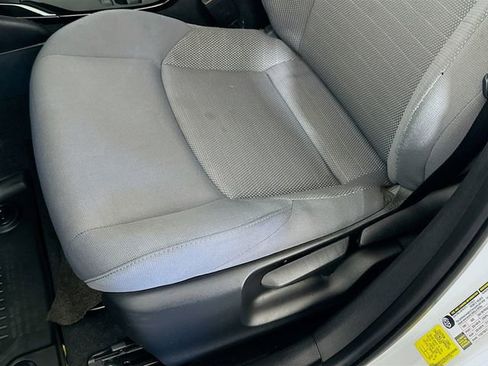 Certified 2024 Toyota Corolla SE image 21