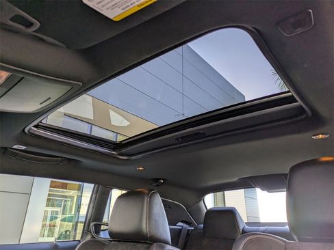 Used 2019 Dodge Challenger R/T Scat Pack image 19