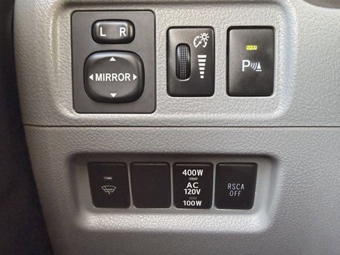 Used 2012 Toyota 4Runner SR5 w/ Convenience Pkg image 33