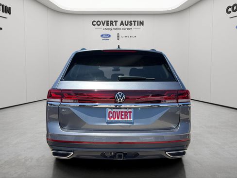 Used 2024 Volkswagen Atlas SE FWD image 5