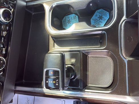 Used 2023 GMC Sierra 1500 SLT w/ SLT Convenience Package image 23