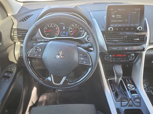 Used 2025 Mitsubishi Eclipse Cross SE image 16