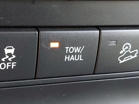 Used 2016 RAM 2500 Power Wagon Tradesman AWD/4WD image 25