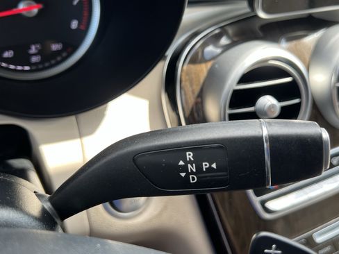 Used 2016 Mercedes-Benz GLC 300 image 26