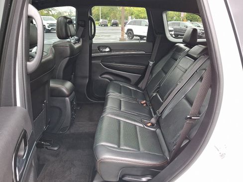 Certified 2021 Jeep Grand Cherokee Trailhawk w/ Trailhawk Luxury Group image 10