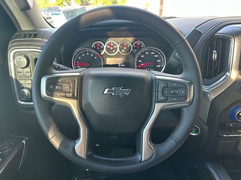Used 2022 Chevrolet Silverado 1500 RST AWD/4WD image 19