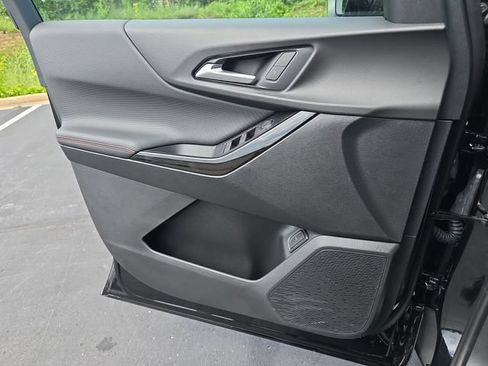 New 2027 Chevrolet Equinox RS w/ LPO, Floor Liner Package AWD/4WD image 28