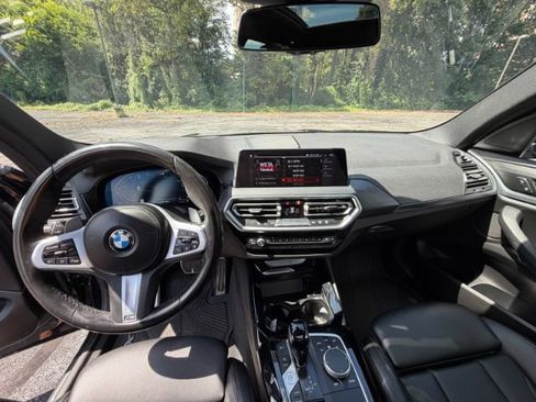 Used 2022 BMW X3 xDrive30i w/ M Sport Package 2 AWD/4WD image 11