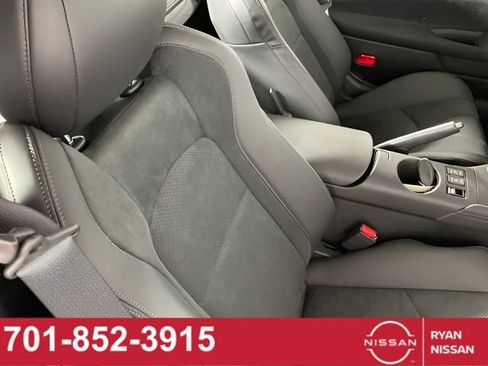 New 2025 Nissan Z Performance w/ Floor Mat Package image 24