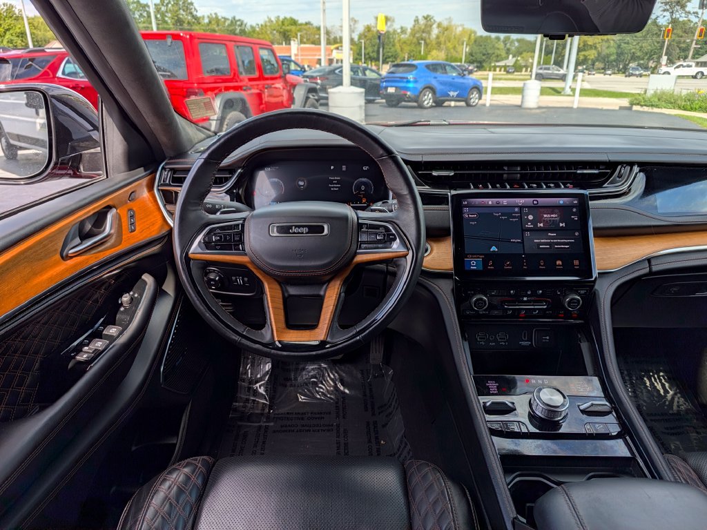 Certified 2023 Jeep Grand Cherokee L Summit AWD/4WD image 30