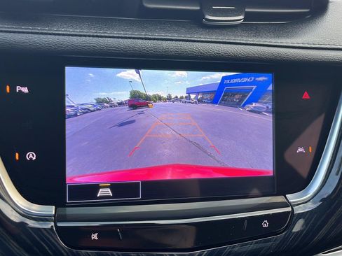 Used 2024 Cadillac XT6 Premium Luxury AWD/4WD image 15