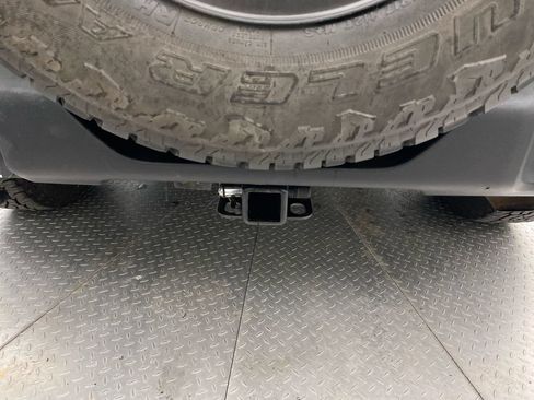 Used 2018 Jeep Wrangler Sport AWD/4WD image 25