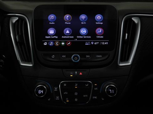 Used 2023 Chevrolet Malibu LT FWD image 41