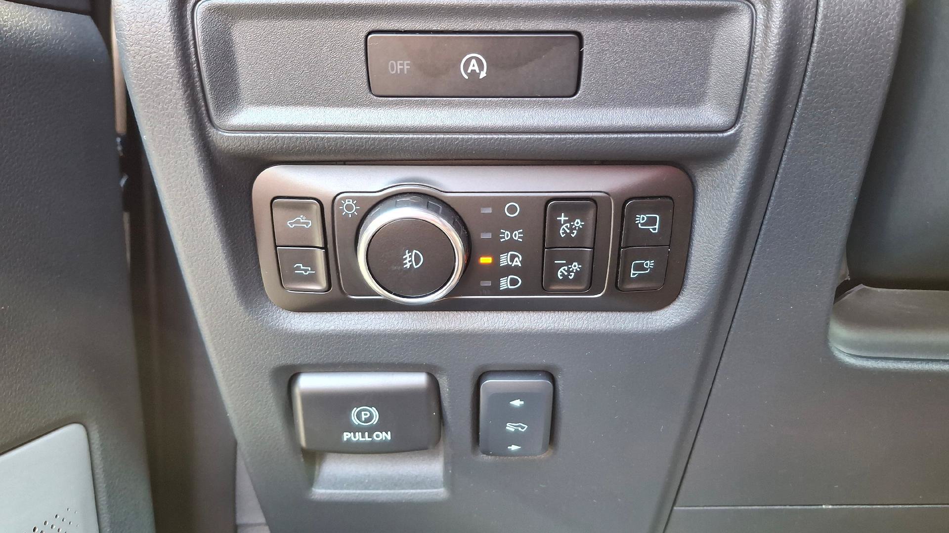 Used 2025 Ford F150 Raptor AWD/4WD image 15