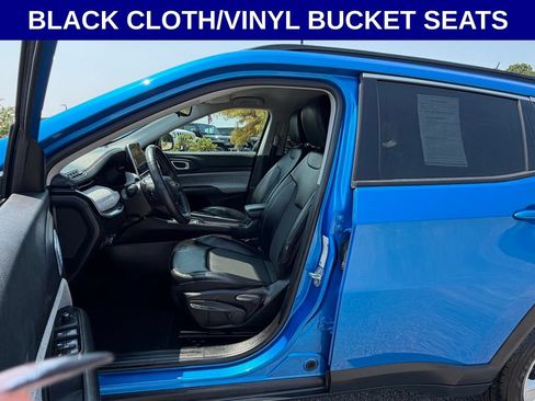 Used 2022 Jeep Compass Latitude FWD image 3
