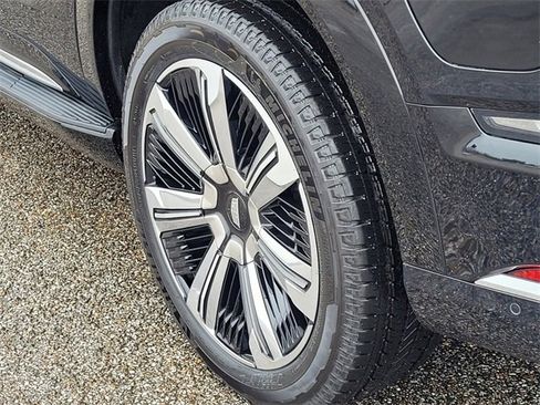 New 2025 Cadillac Escalade IQ Luxury 2 image 7