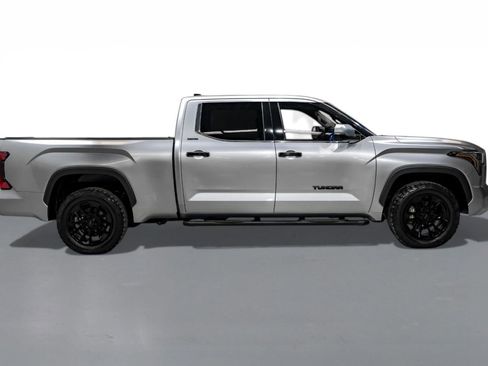 Used 2023 Toyota Tundra Limited image 5