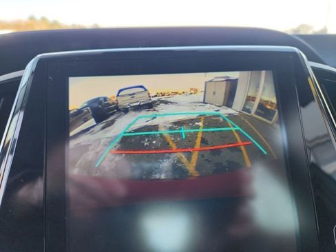 Used 2017 Toyota Prius Prime Premium image 17