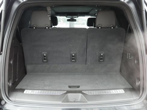 Used 2021 Chevrolet Tahoe Z71 image 26