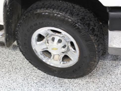 Used 2006 Chevrolet Silverado 2500 LT image 26