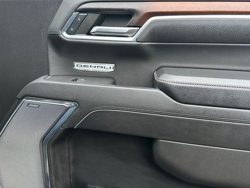Used 2024 GMC Sierra 1500 Denali w/ Denali Reserve Package image 20